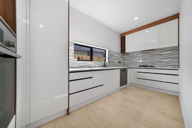 1/61 Kairanga Street Mangere East_7