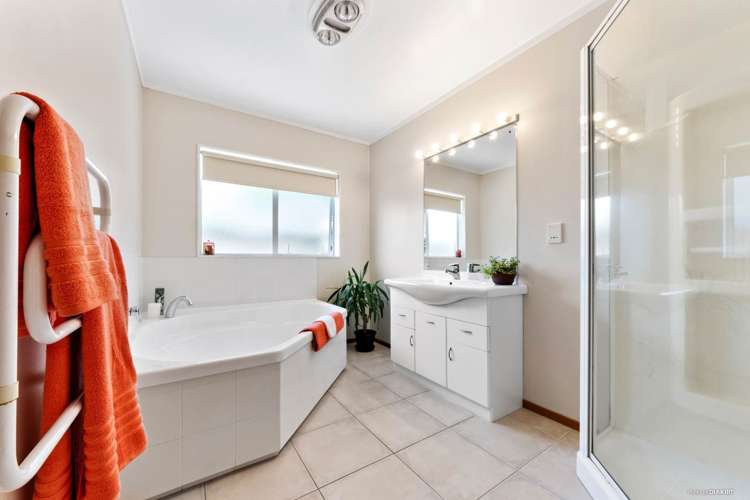 2 Rosetti Rise West Harbour_15