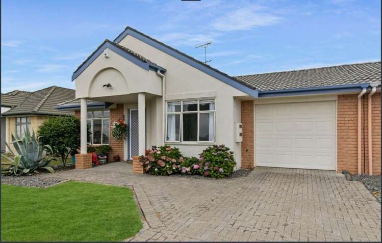14 Fernbrook Close_0