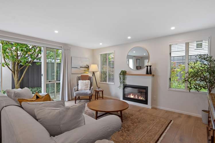 8 Clissold Street Merivale_1