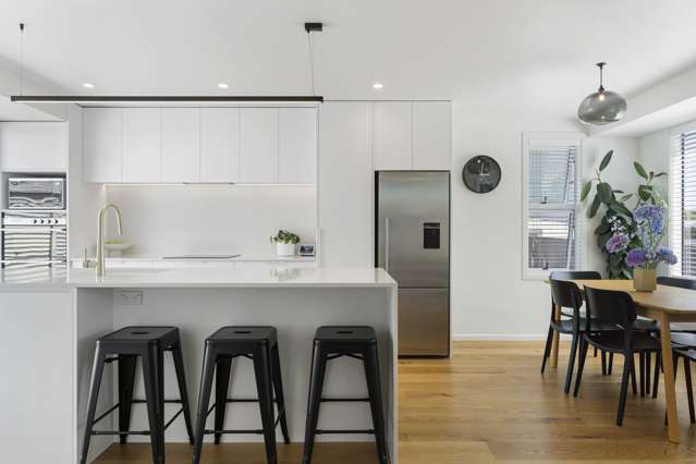 21 Tamariki Avenue Kelston_3