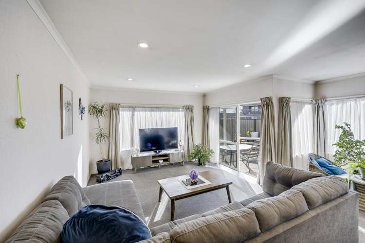 5a Park Lane Greenmeadows_19