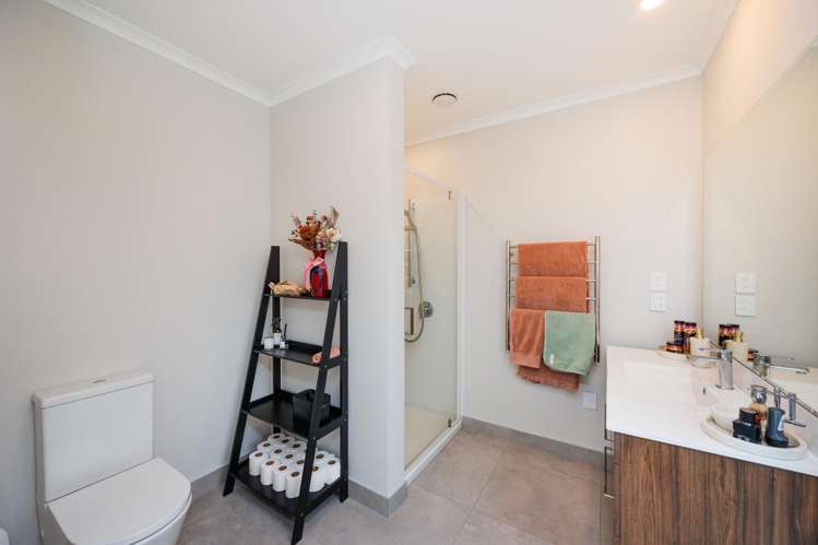 16 Cyprus Place Fitzherbert_18