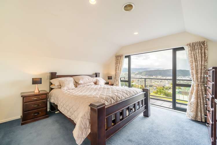 4 Ormrod Grove Riverstone Terraces_14