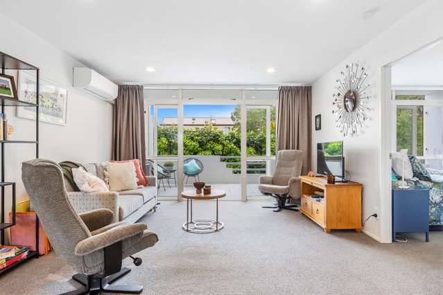 2/100 Rossall Street Merivale_2