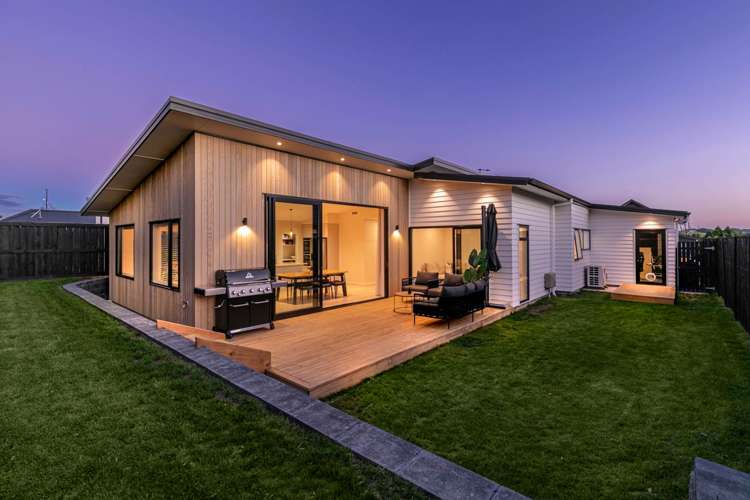 31 John Fair Drive Wainui_2