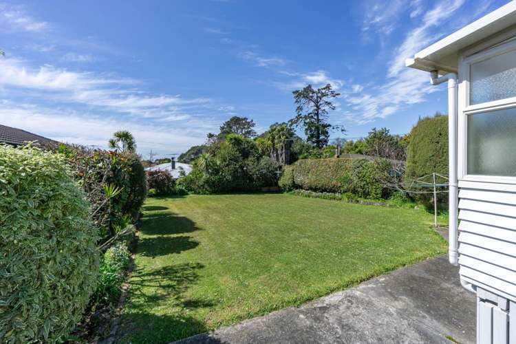 12 Ayrton Street Te Atatu South_5