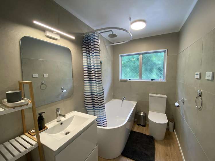 24 Punga Grove Avenue 11626_9