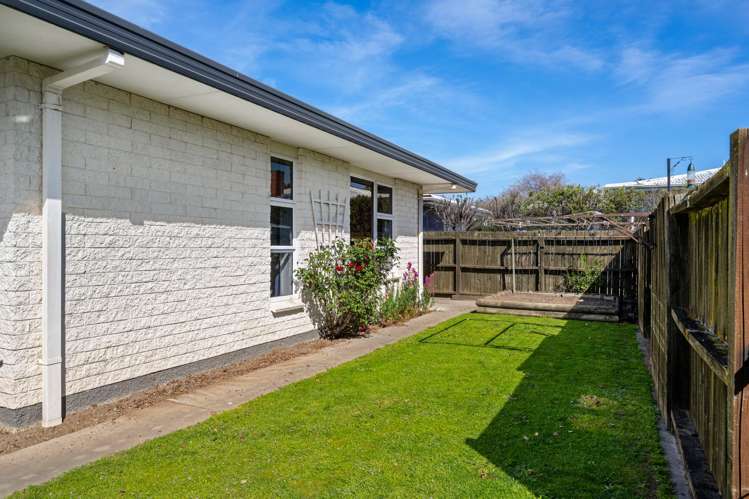 2/75 Howick Road Redwoodtown_12