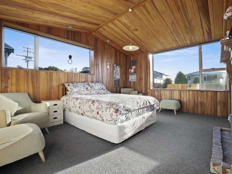 11 Rata Street Kaka Point_19