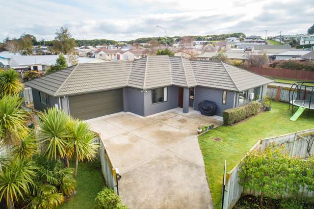 8 Angelina Way Kelvin Grove_2