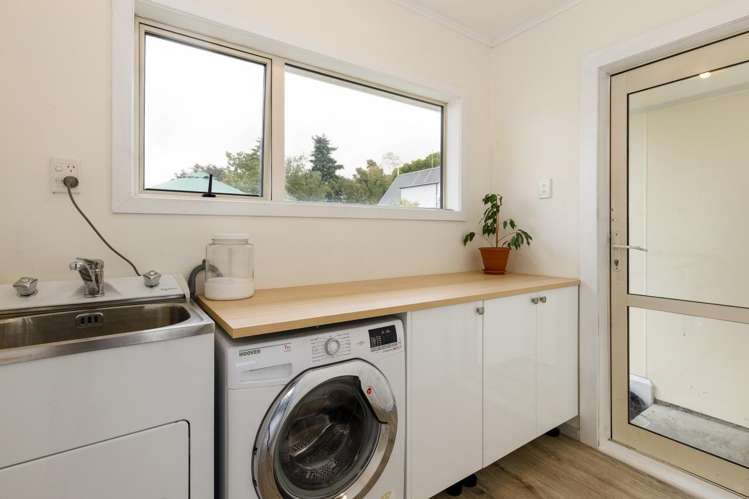 1 High Street Renwick_11