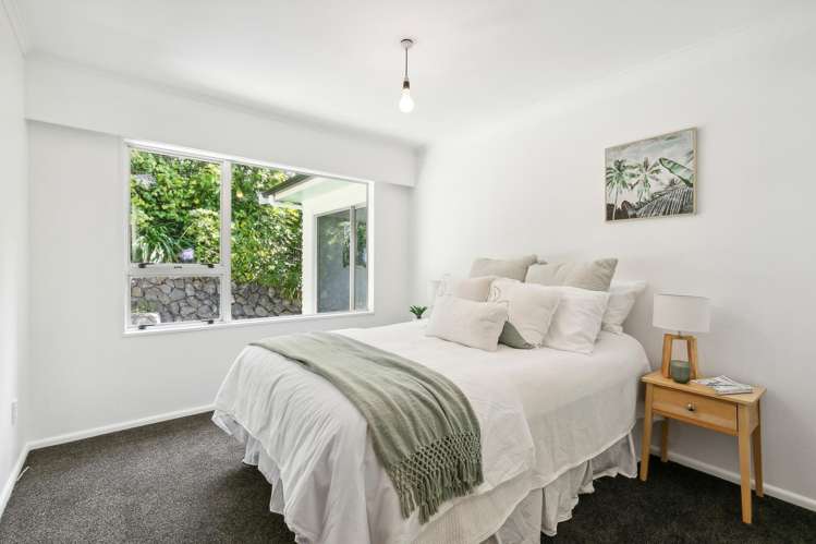 27 Turriff Crescent Tawa_7