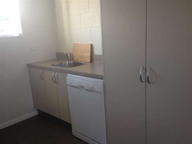 3/157 Eye Street Appleby_3