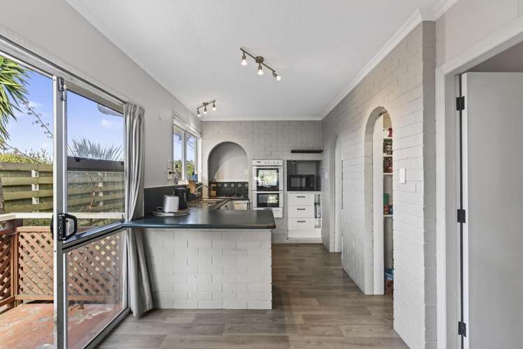 61 Clawton Street Westown_4
