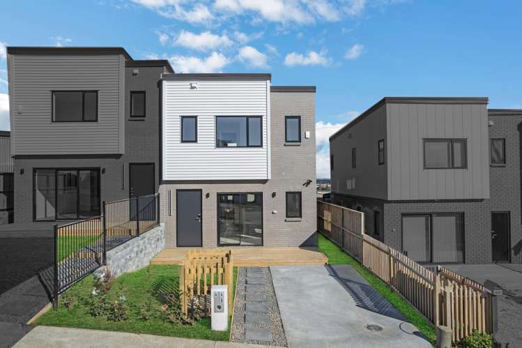 44B Crestview Rise Papakura_15