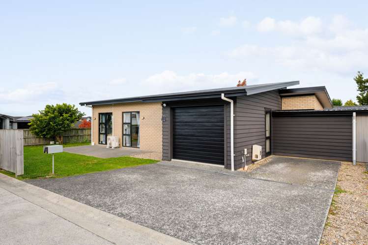 80 Sylvester Crescent_0