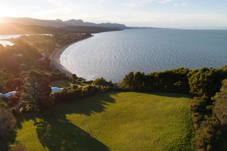 82 Lookout Road Parapara_10