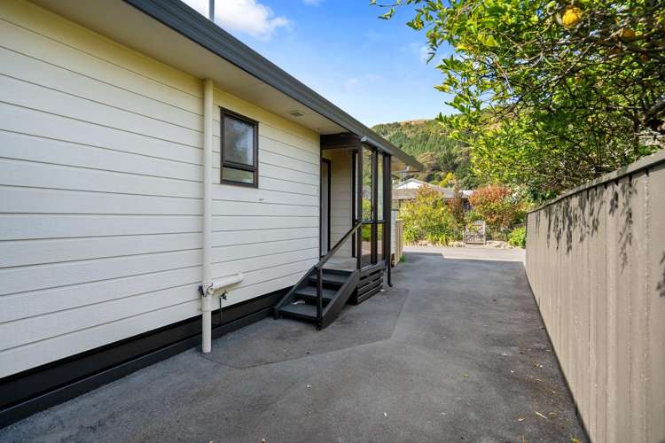 2 Brydon Way The Wood_17