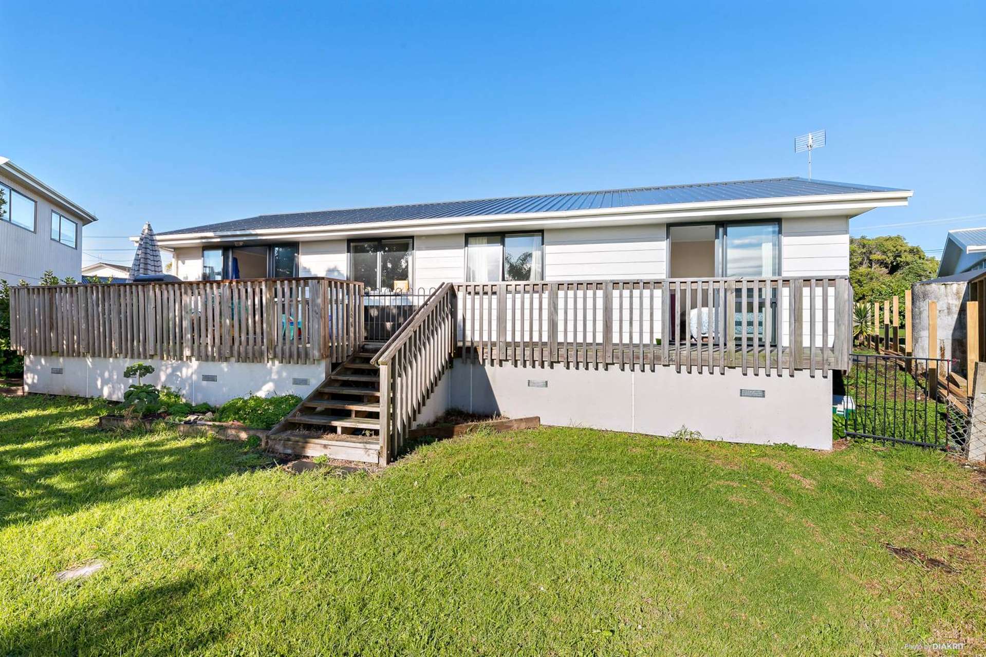 818 Whangaparaoa Road Manly_0