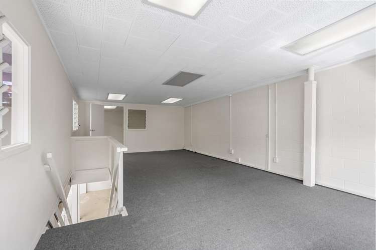 2/8 Ashfield Road Wairau Valley_5