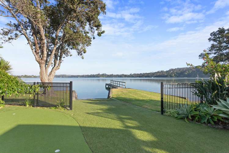 90 The Terrace Herald Island_34