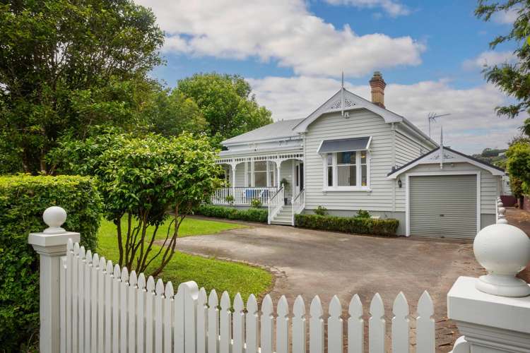 24 Willcott Street Mount Albert_3