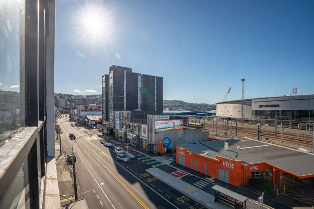 10/125 Thorndon Quay Pipitea_4