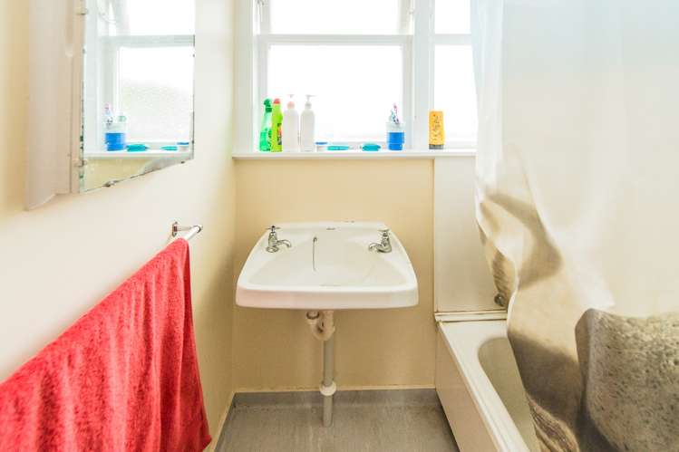 2 Gibbons Crescent Castlecliff_5