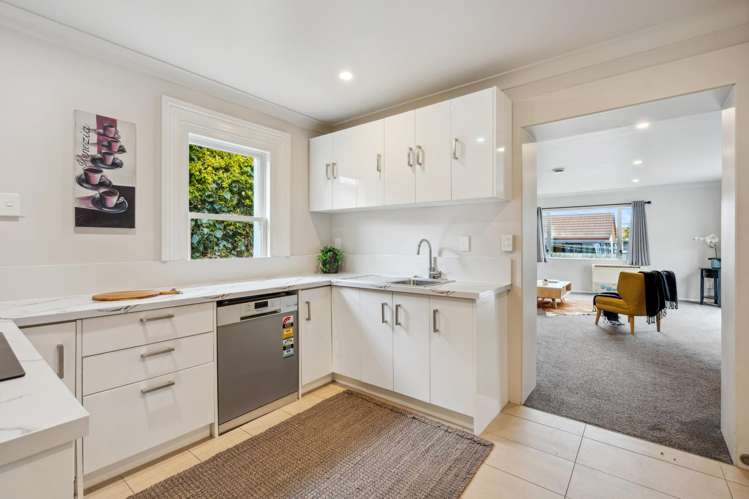 15 Carr Street North East Valley_13