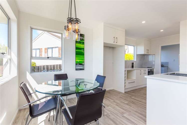 35 Solar Road Glen Eden_8