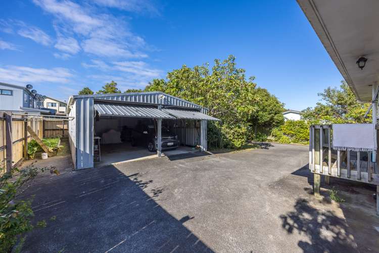 30 Matapouri Road Mangere Bridge_20