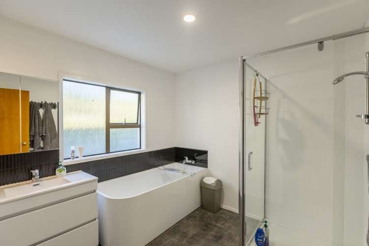 124 Seaview Road Paraparaumu Beach_24