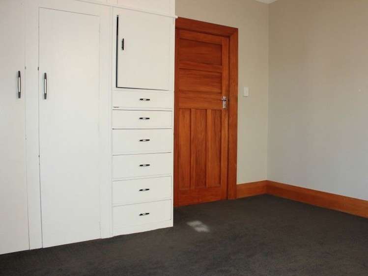 2 White Street Waimataitai_10