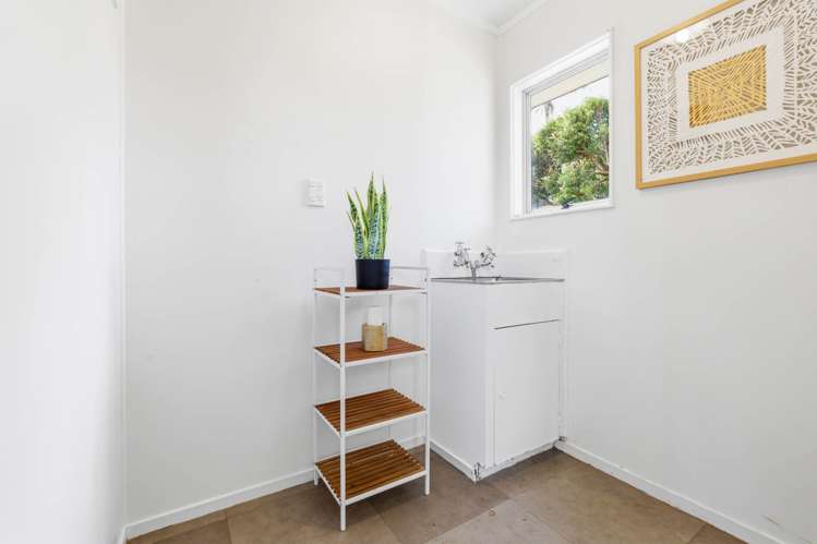 1/12 Kegworth Place Browns Bay_12