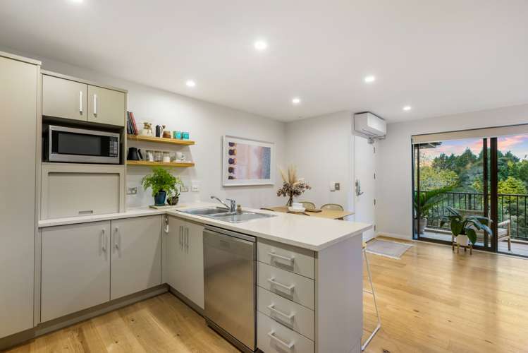 15/7 The Avenue Albany_6