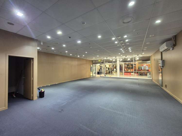 Shop 3/190 Stoddard Road Mt Roskill_8