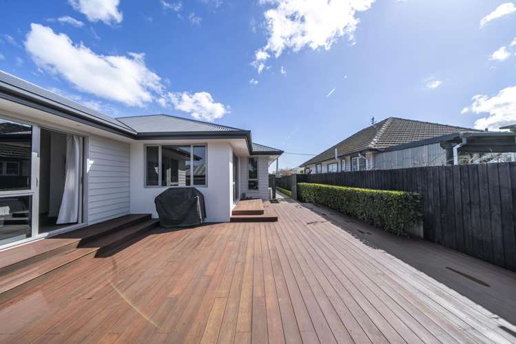 64 Willryan Avenue New Brighton_19