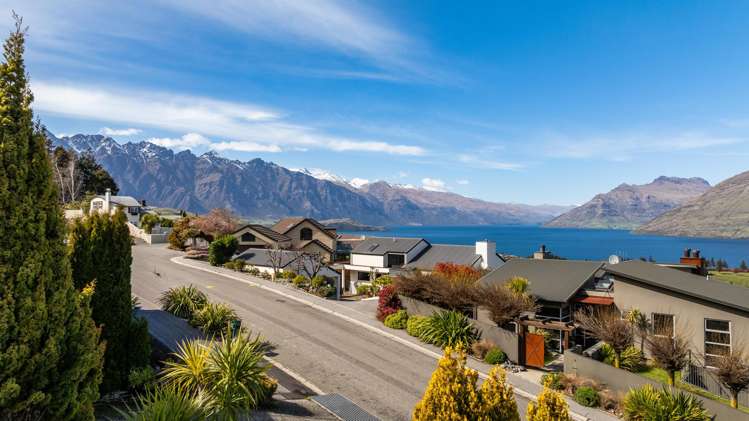 8 Manchester Place Queenstown_12