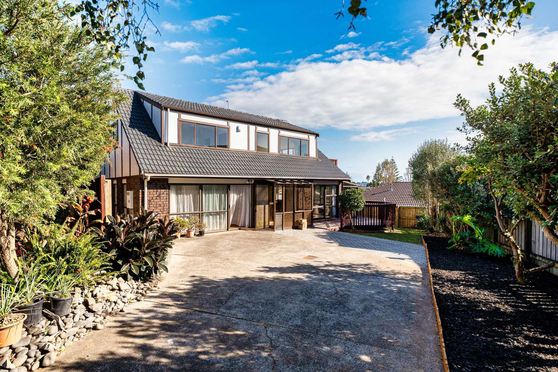 14B Chip Grove Sunnyhills_0