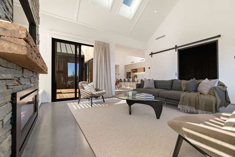 30 Cunninghams Drive Jacks Point_15