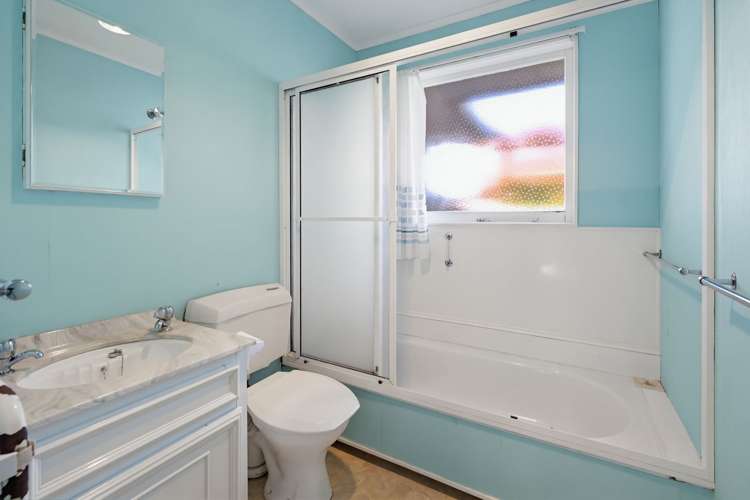 15 Amberley Grove Lower Hutt_11