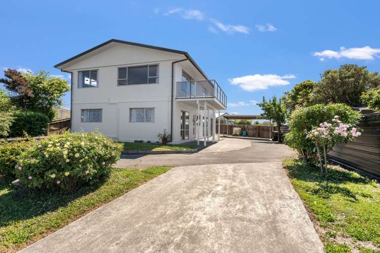 10 Cornwall Place Stoke_4