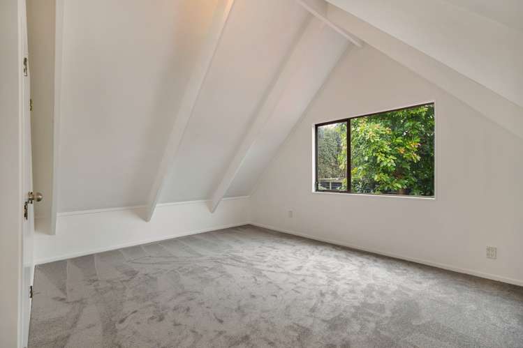 1/21a Fifth Avenue Mount Albert_12