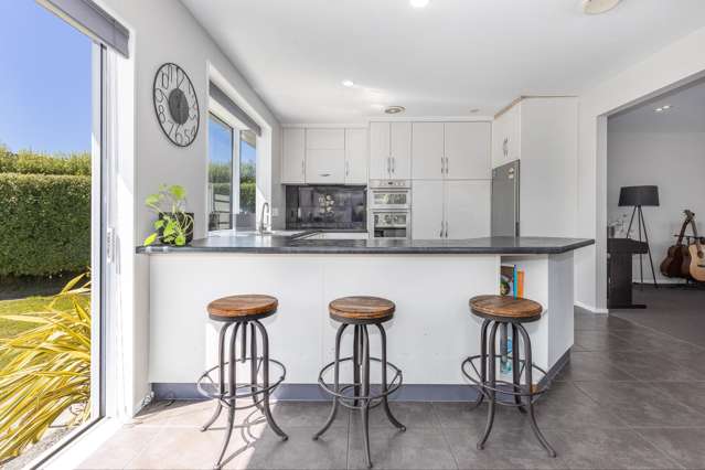 9 Ayr Place Papakowhai_3