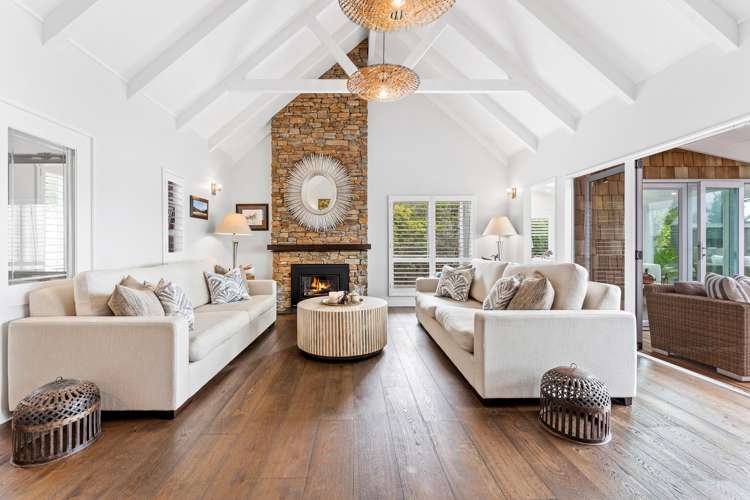 9 Young Street Mahurangi East_24