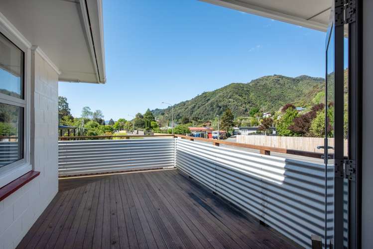 51 Wairau Road Picton_3