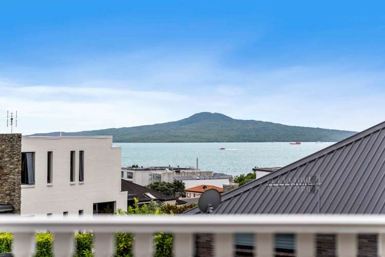 2/8a Brookfield Street Saint Heliers_13