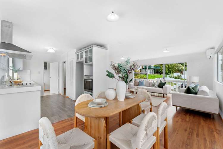 1/18 Theban Place Totara Vale_4
