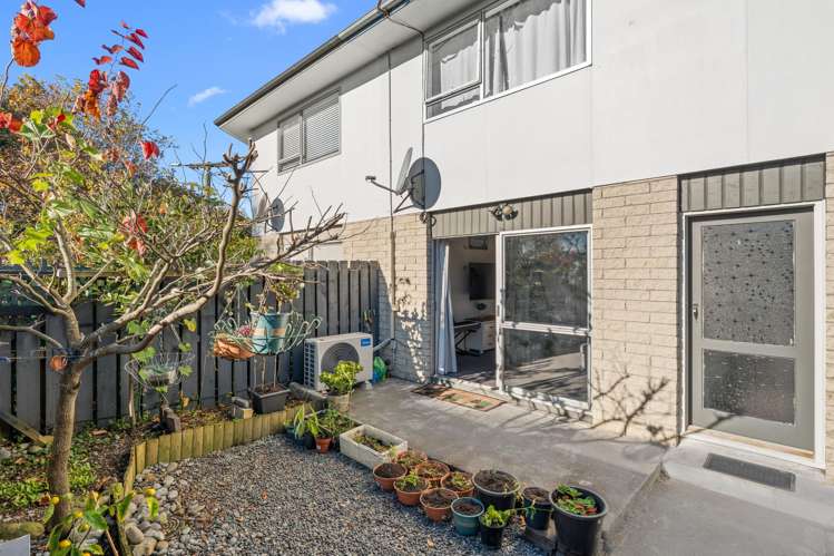 4/14 Church Square Addington_0